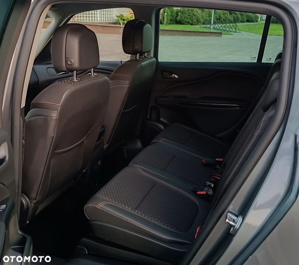 Opel Zafira Tourer 2.0 CDTI Automatik Business Innovation - 23