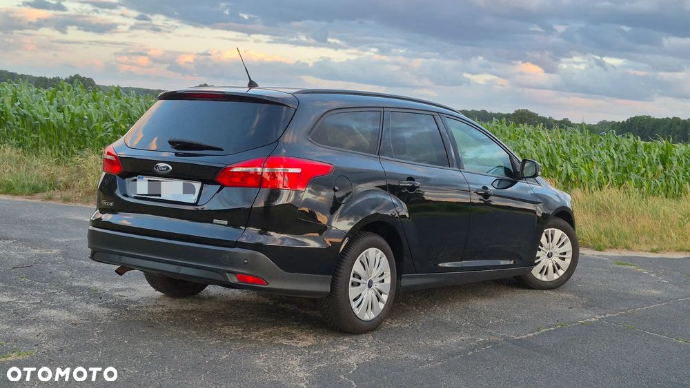 Ford Focus - 8