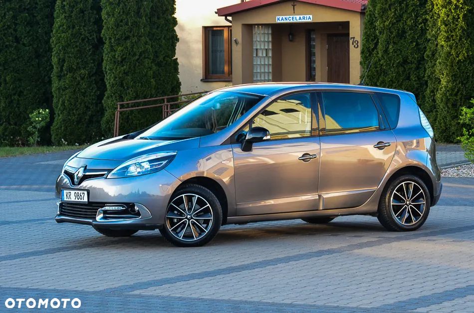Renault Scenic Energy TCe 115 S&S Xmod Bose Edition - 17