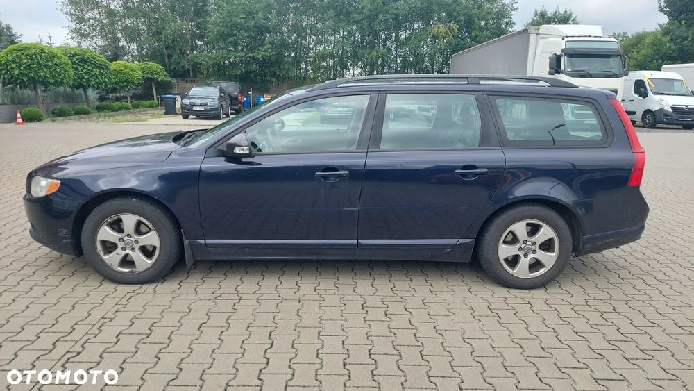 Volvo V70 2.0 Momentum - 17
