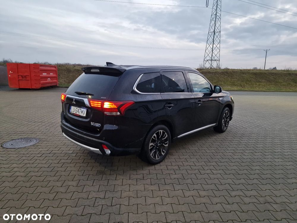 Mitsubishi Outlander 2.0 Intense + NAVI 2WD EU5 CVT - 31