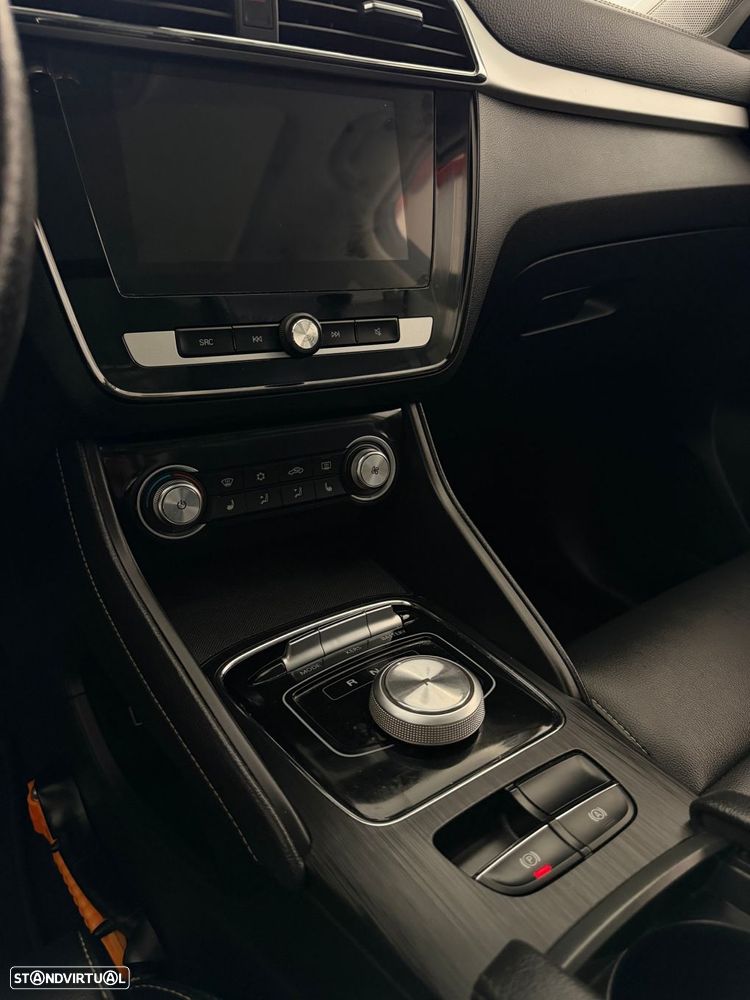 MG ZS EV 44.5 kWh Luxury - 25