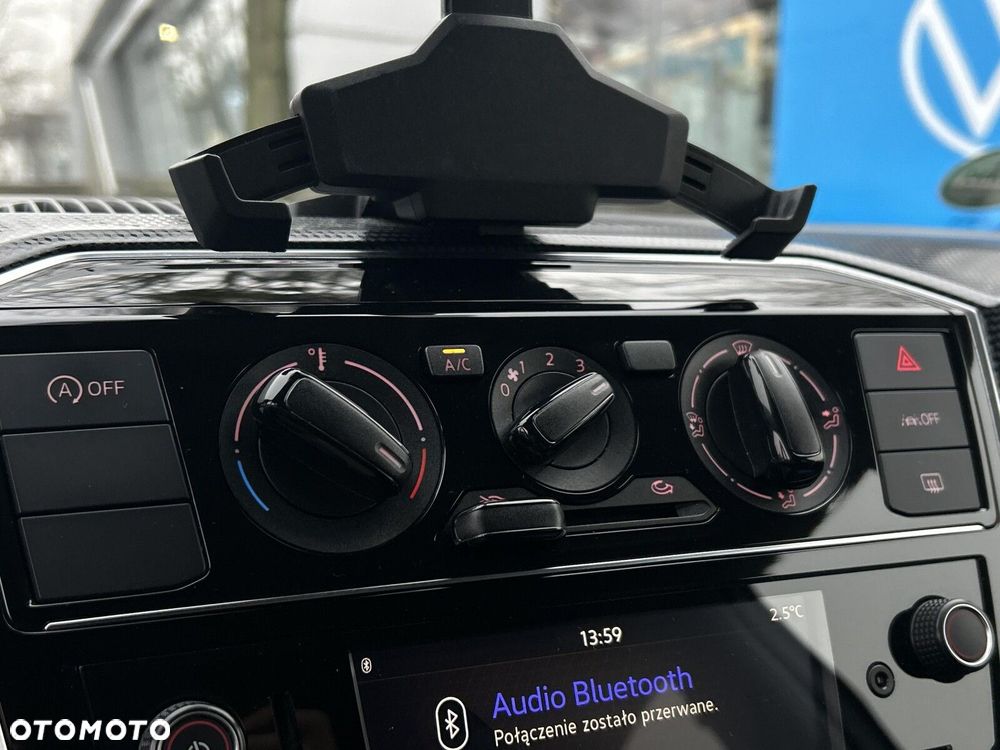 Volkswagen up! 1.0 move - 21