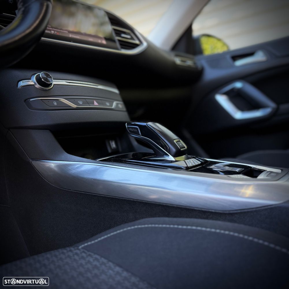 Peugeot 308 BlueHDi FAP 130 EAT6 Stop & Start Active - 16