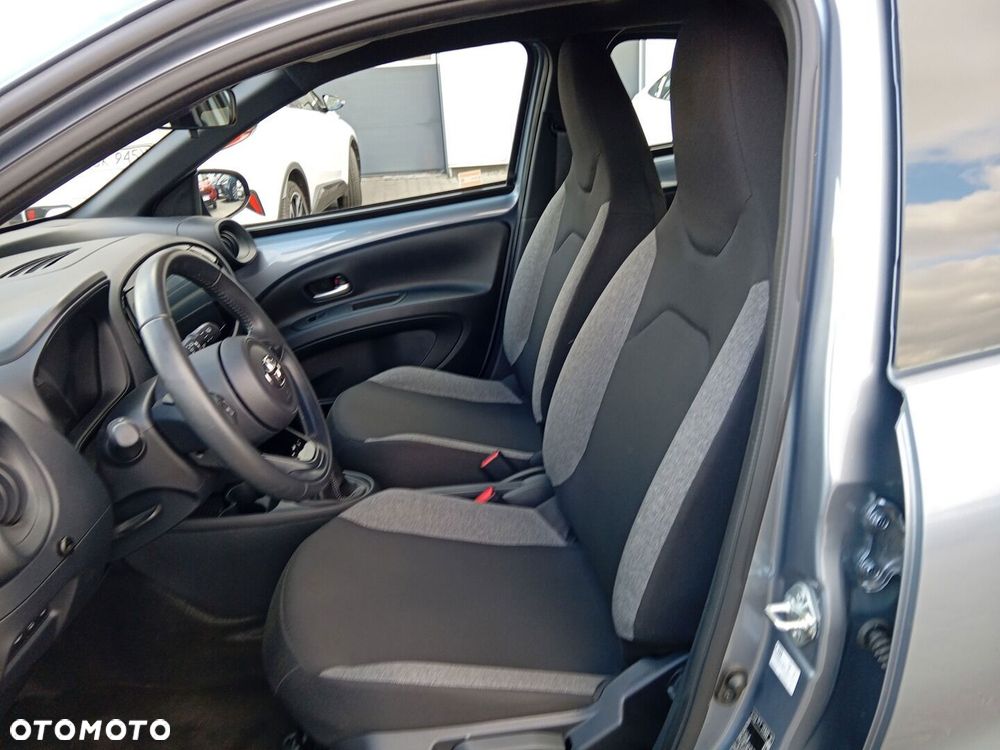 Toyota Aygo X - 14