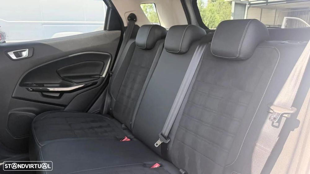 Ford EcoSport 1.0 EcoBoost ST-Line Plus - 11