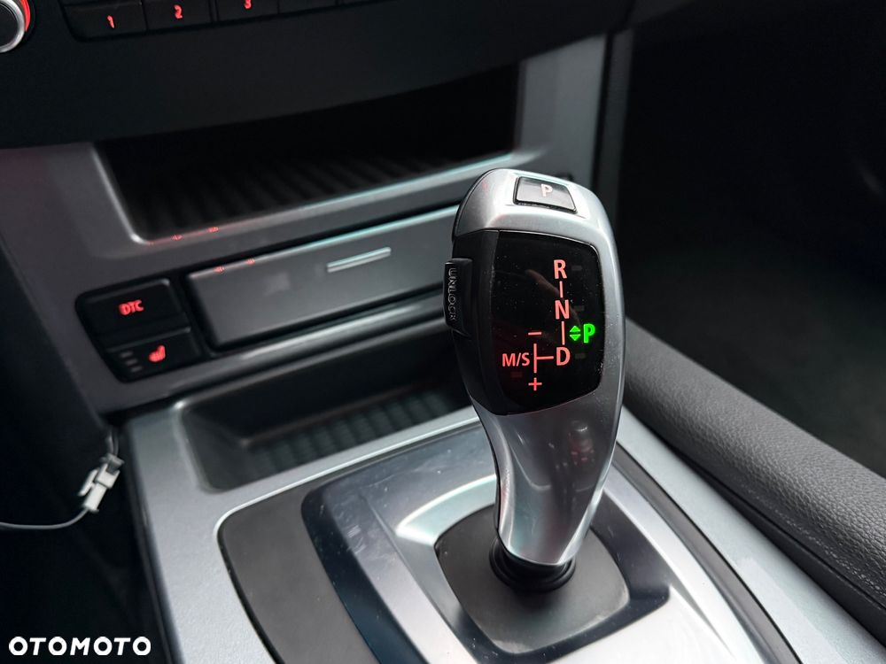 BMW Seria 5 - 25