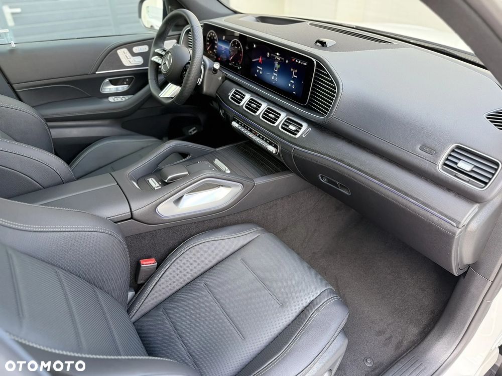 Mercedes-Benz GLE - 25