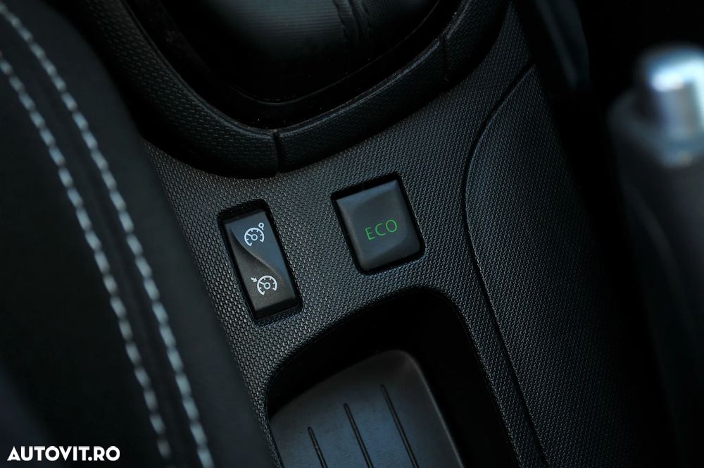 Renault Clio dCi 90 Limited - 14