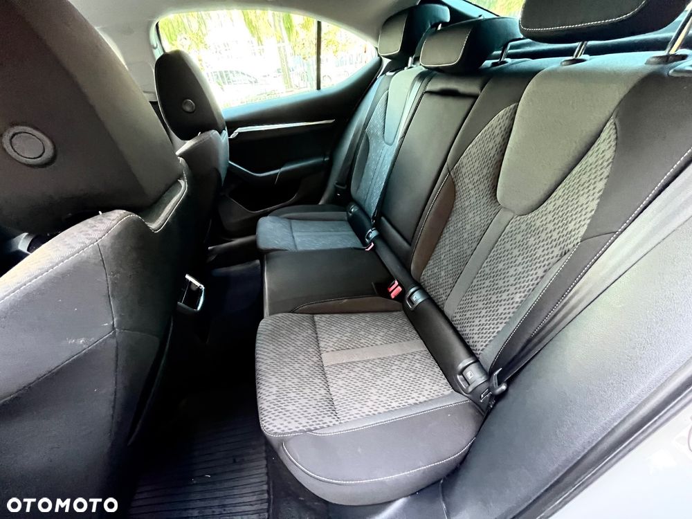 Skoda Octavia 1.5 TSI ACT Style - 20