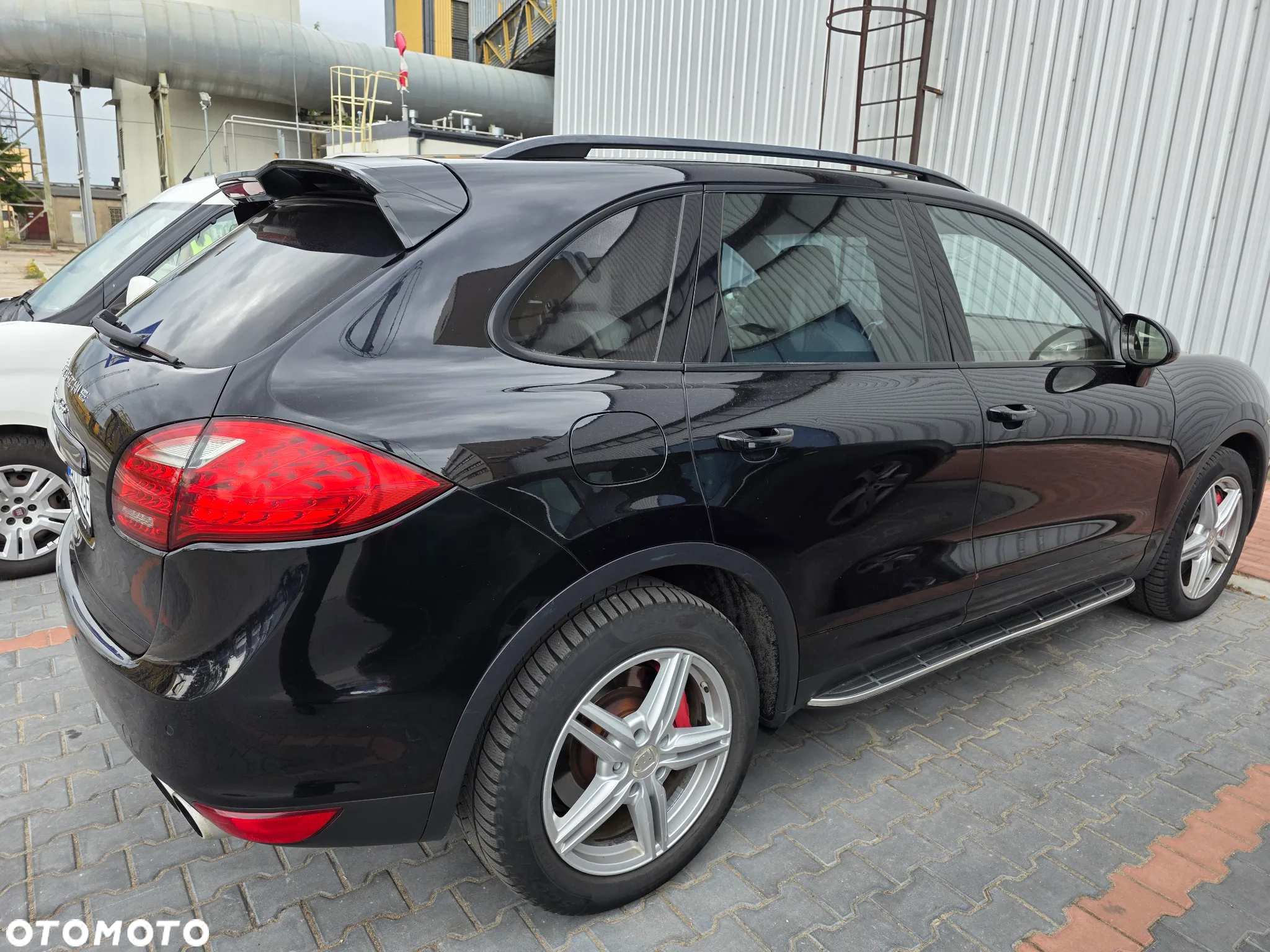 Porsche Cayenne Turbo - 19