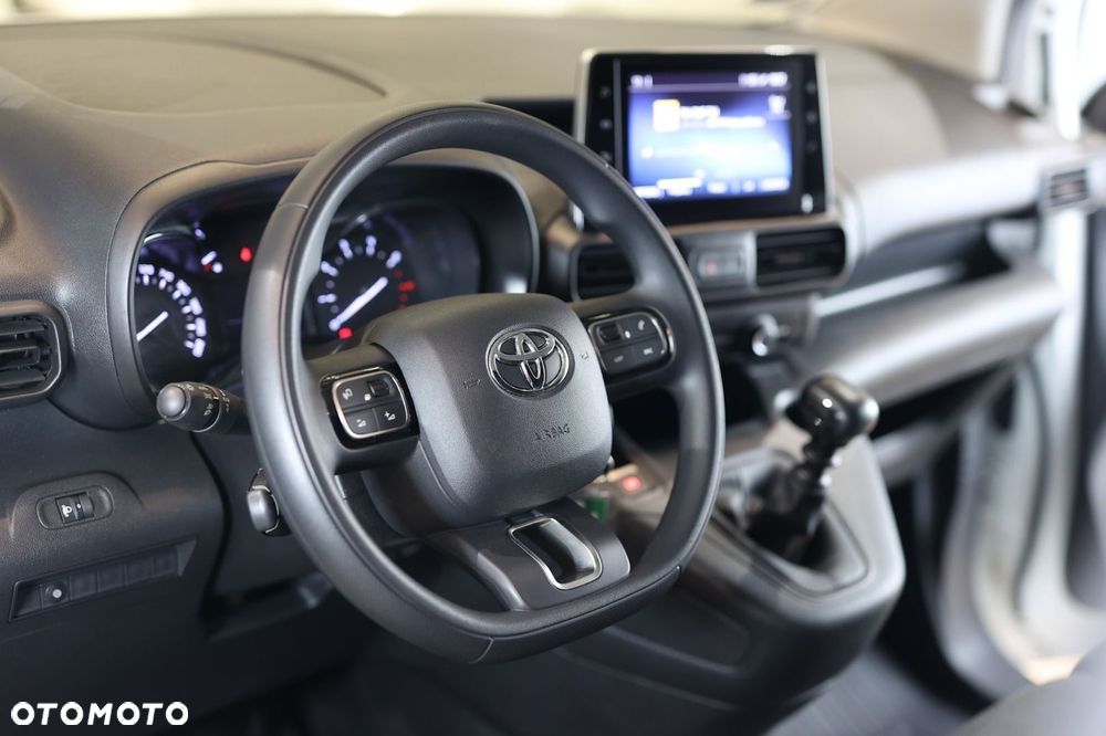 Toyota PROACE CITY - 7