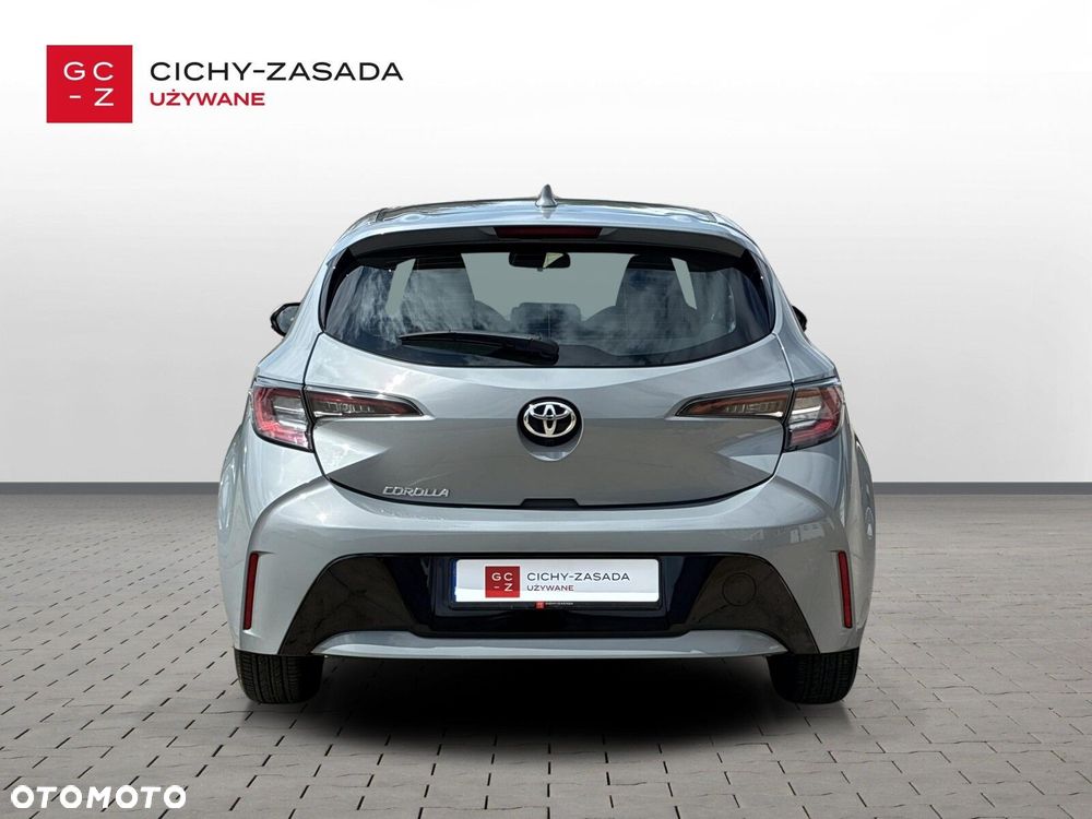 Toyota Corolla - 5