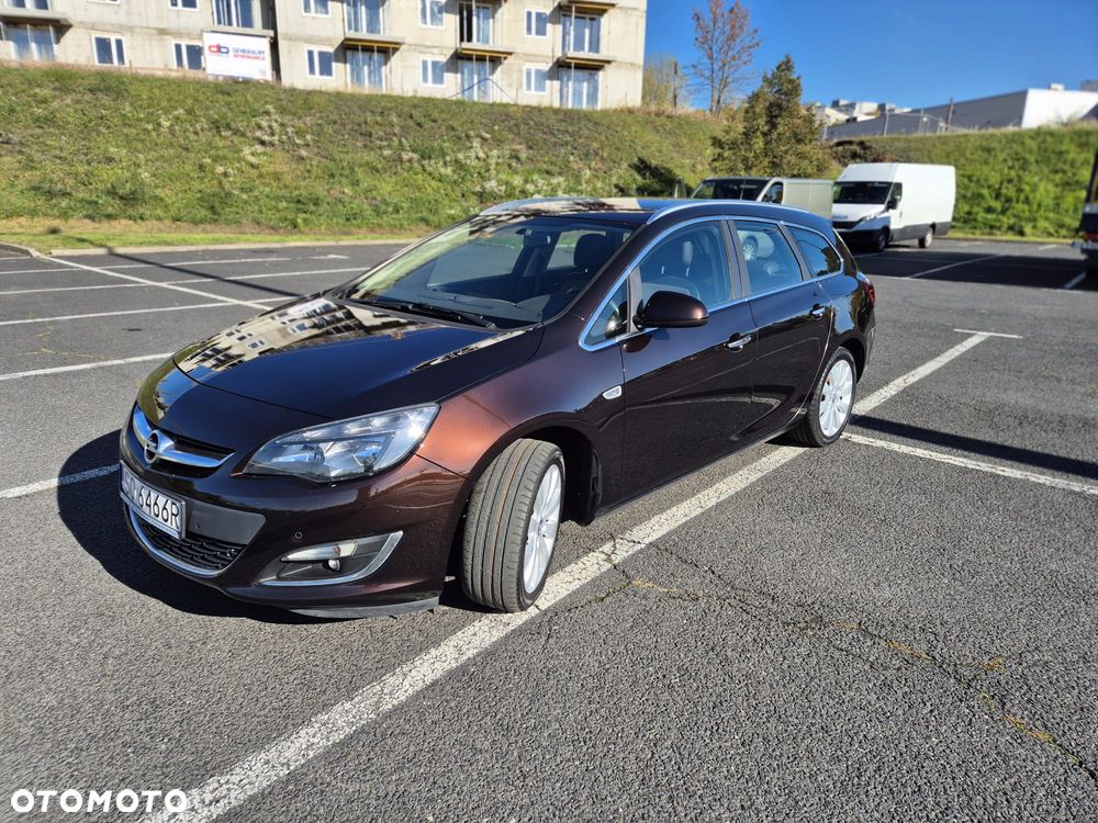 Opel Astra 1.6 T Cosmo - 4