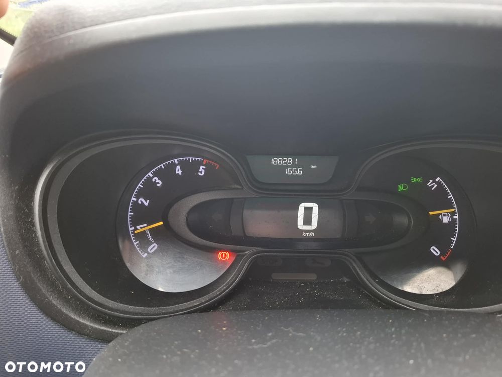 Opel Vivaro - 9