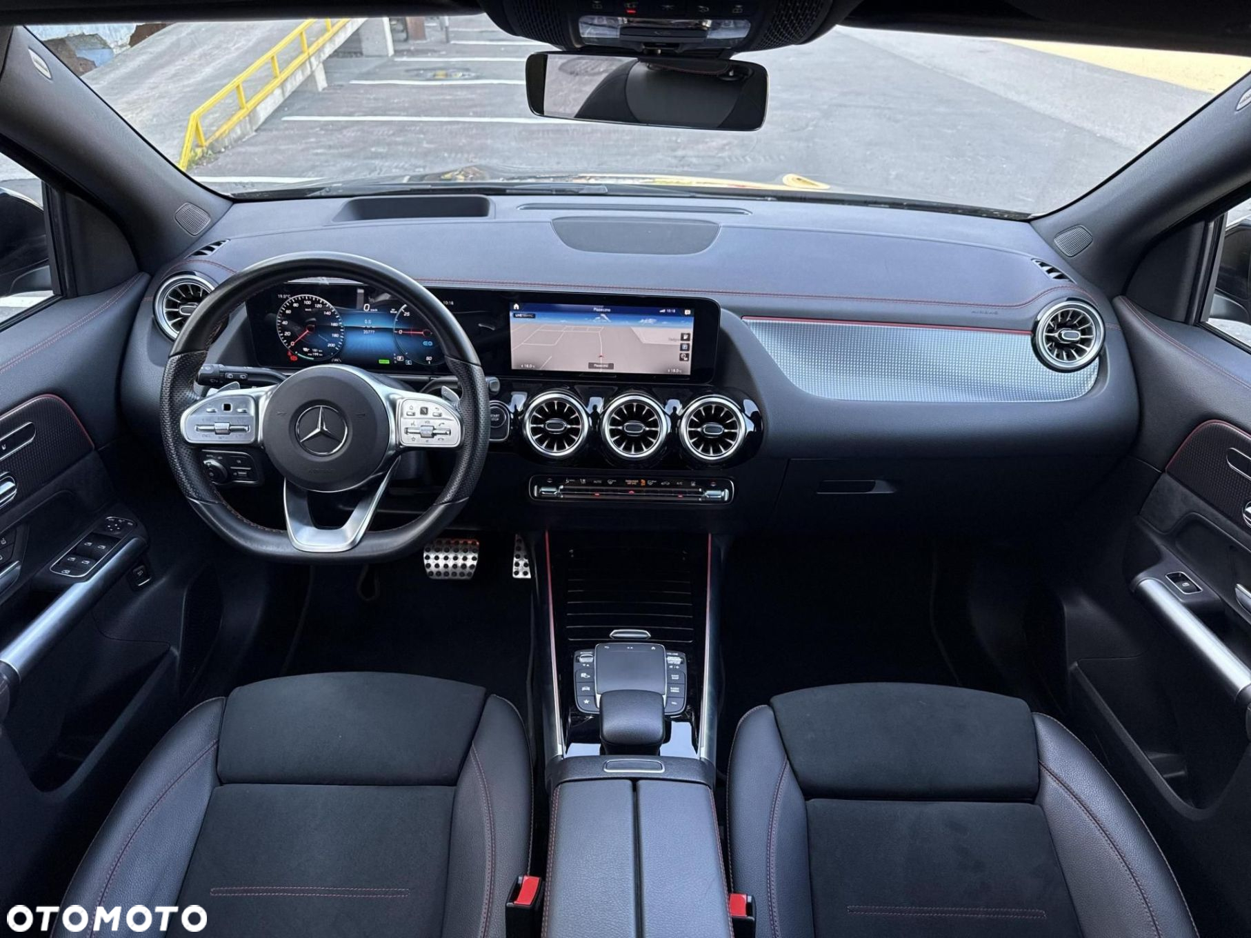 Mercedes-Benz EQA 300 66.5kWh 4-Matic AMG Line - 23