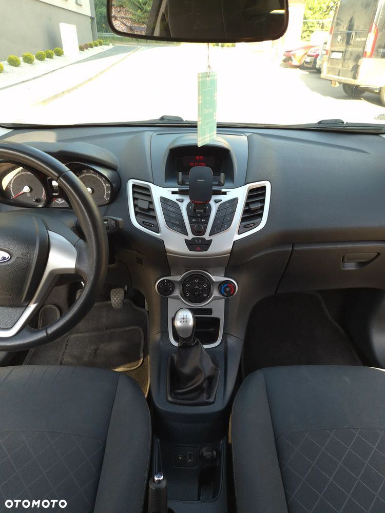 Ford Fiesta 1.25 Trend EU5 - 34
