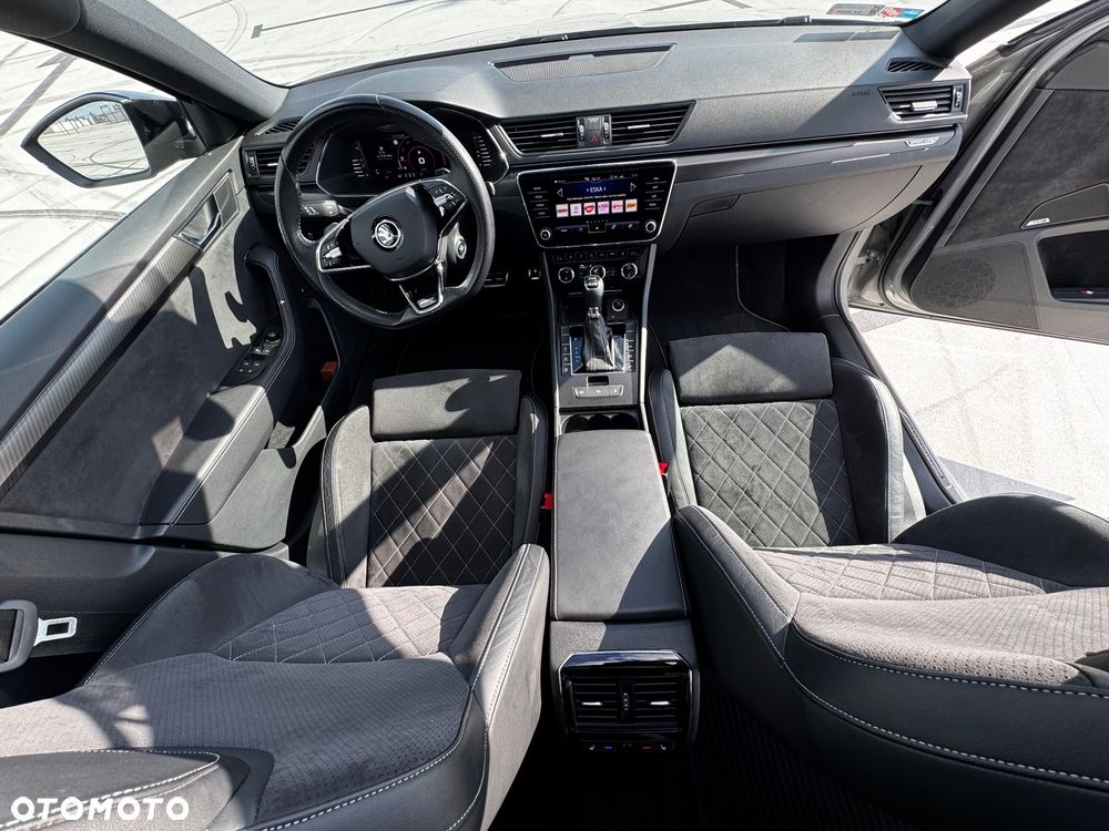 Skoda Superb 2.0 TSI 4x4 Sportline DSG - 22