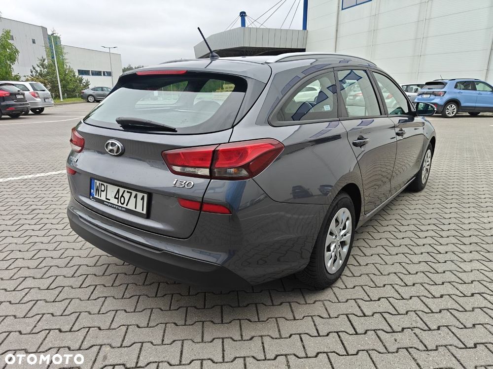 Hyundai i30 1.6 D Classic + - 10