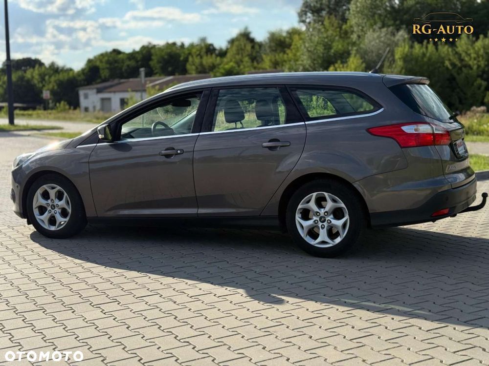 Ford Focus - 11
