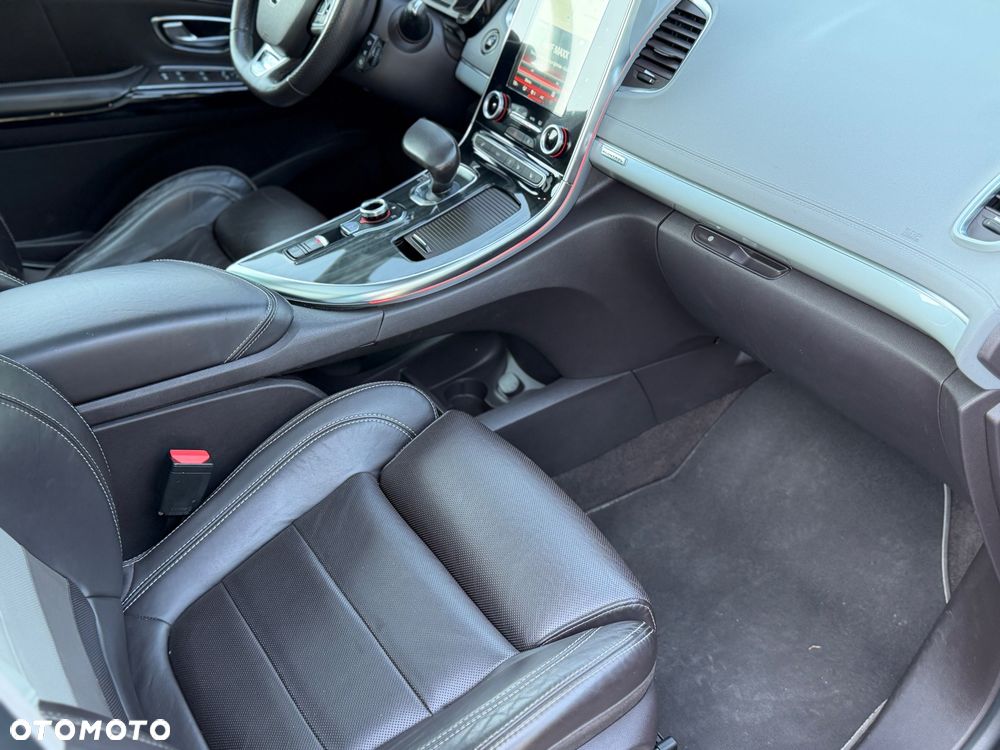 Renault Espace 1.6 dCi Energy Initiale Paris EDC - 30