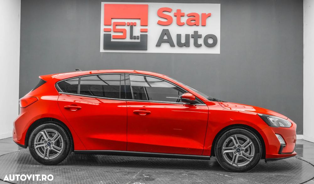 Ford Focus 1.0 EcoBoost Titanium Business - 11