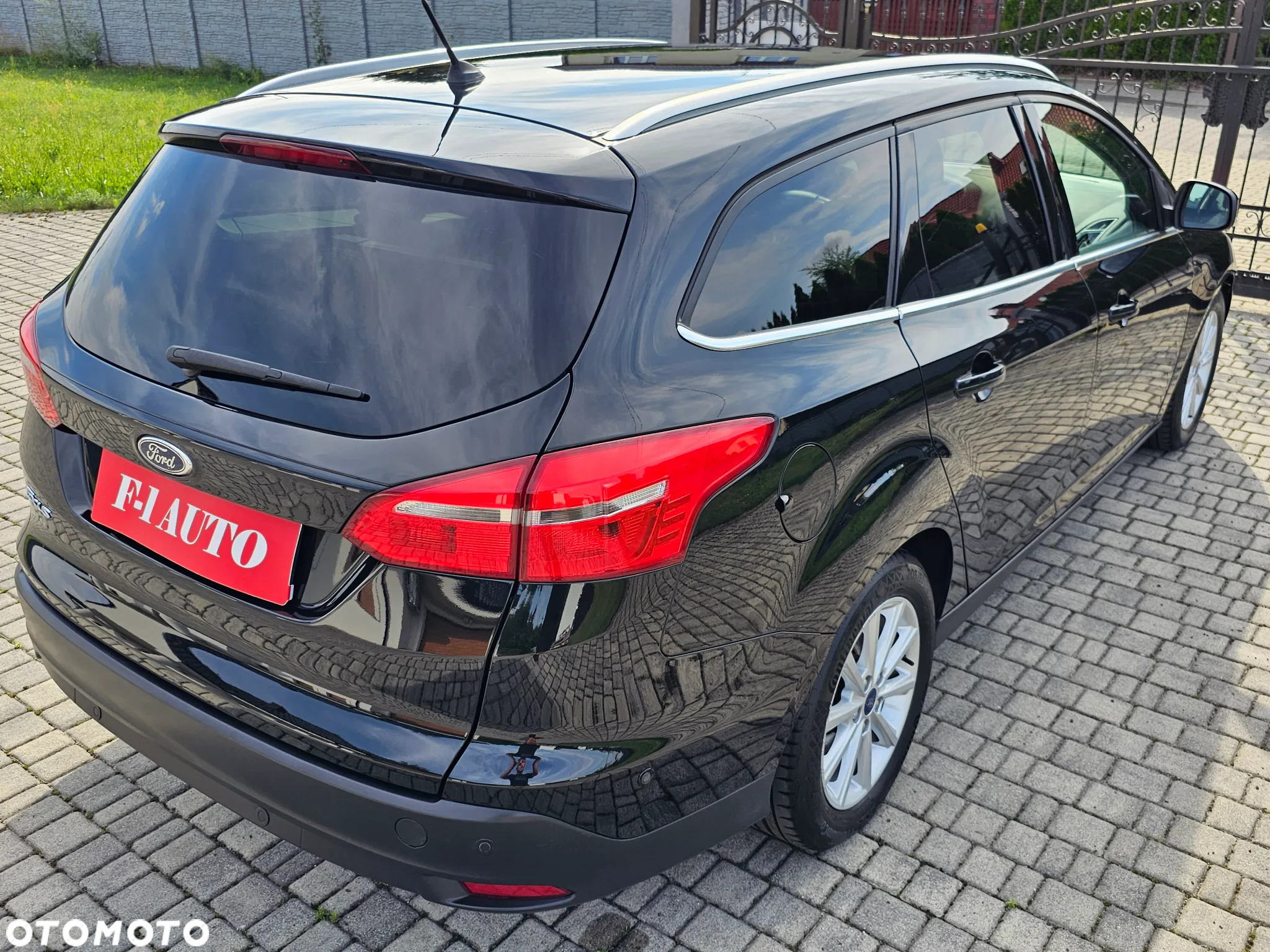 Ford Focus Turnier 1.5 EcoBlue Start-Stopp-System TITANIUM X - 12