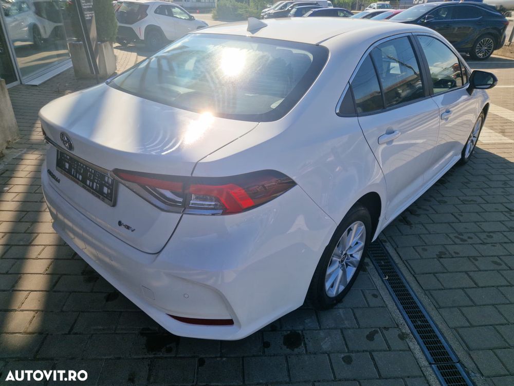 Toyota Corolla 1.8 HSD Business - 7