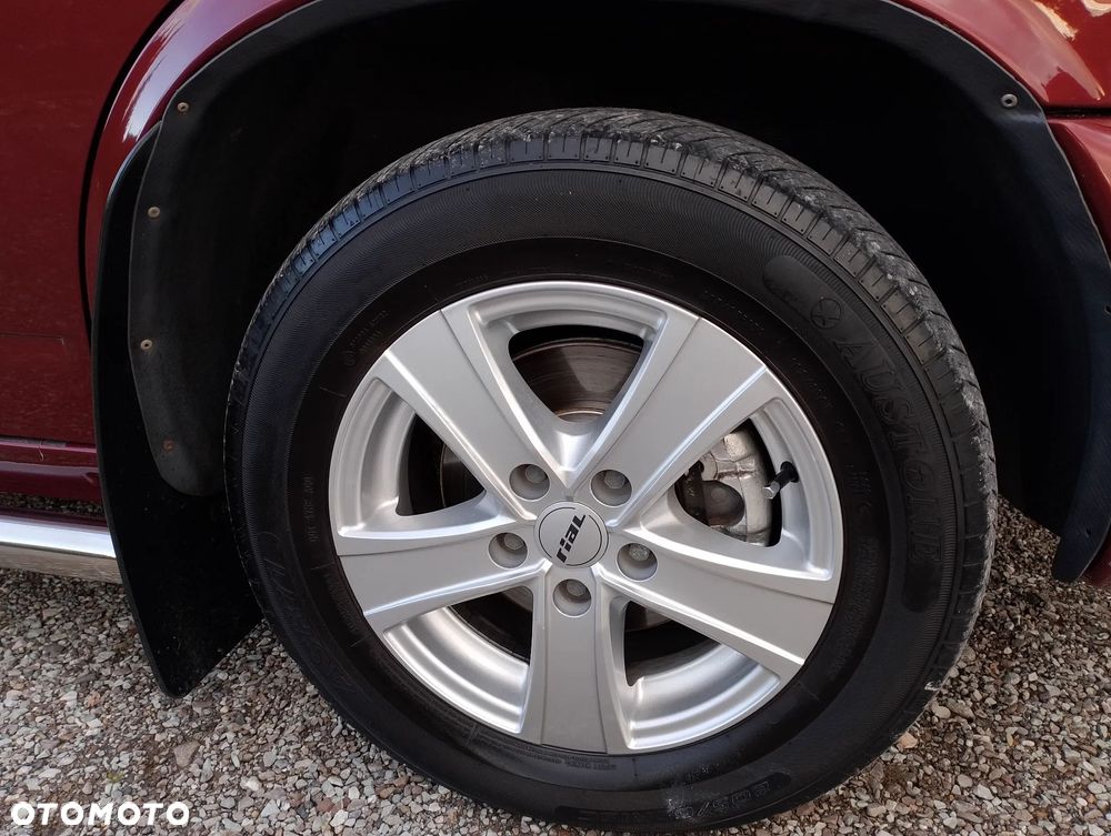 Volkswagen Caravelle - 4