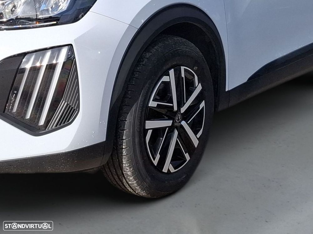 Peugeot 2008 1.2 PureTech Active — fotografia 4