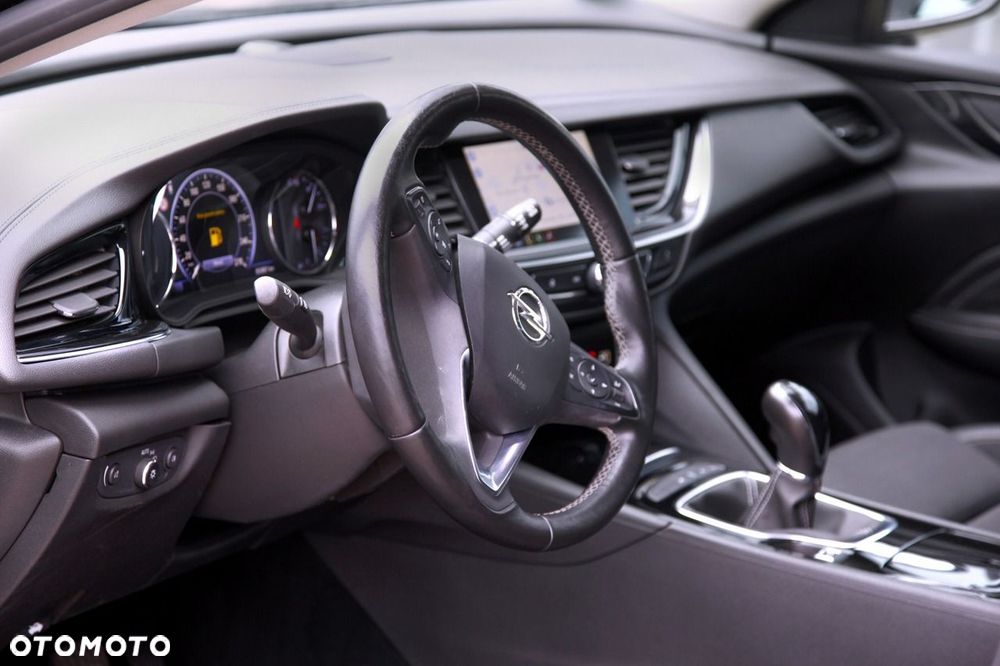 Opel Insignia 1.6 T Exclusive S&S - 15