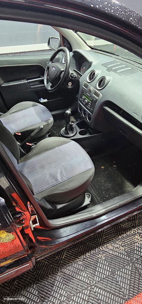 Ford Fusion 1.25 Trend - 9