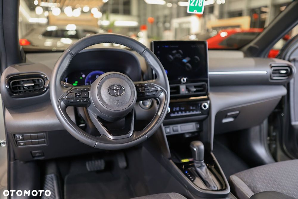 Toyota Yaris Cross Hybrid 1.5 Style - 24