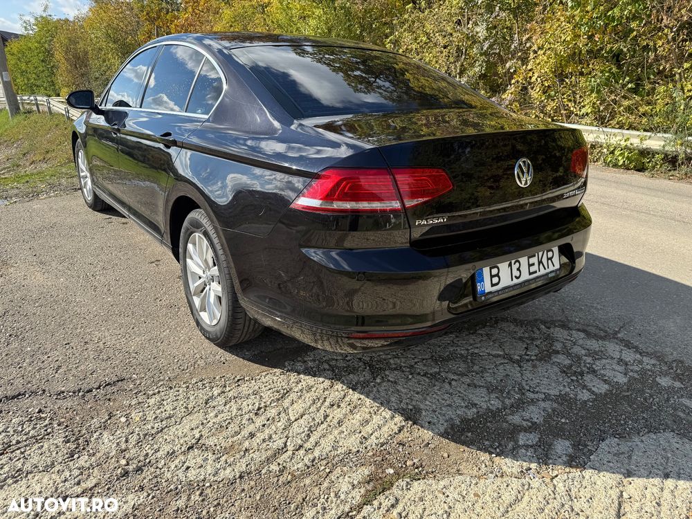 Volkswagen Passat 2.0 TDI DSG Highline - 5