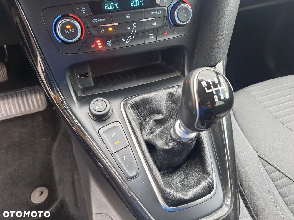 Ford Focus 1.5 EcoBoost STart-Stopp-System Titanium - 20