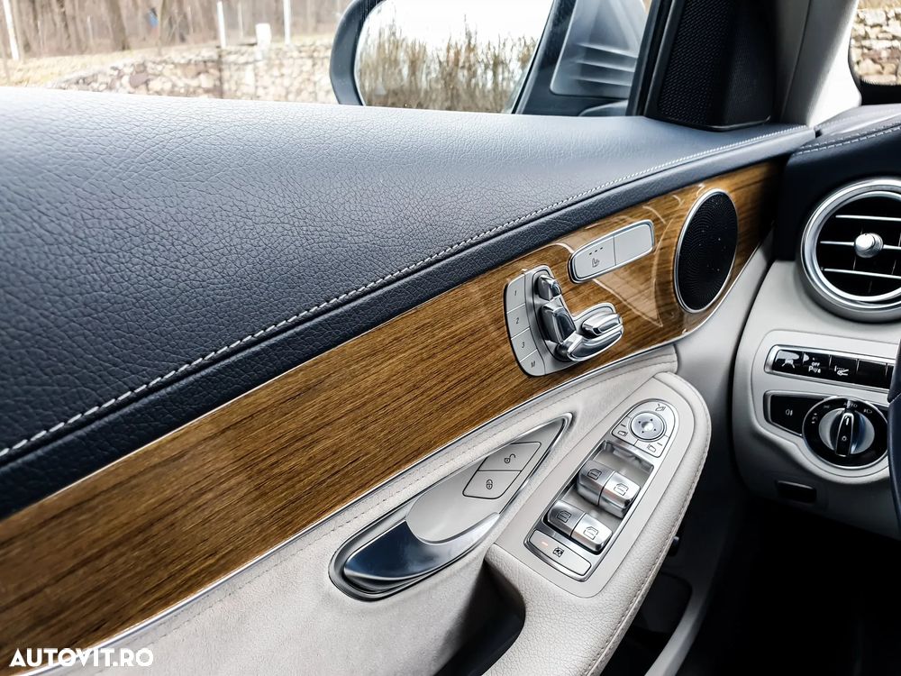 Mercedes-Benz C - 9