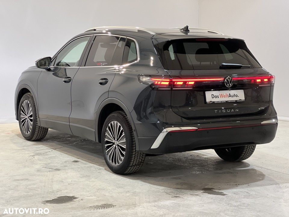 Volkswagen Tiguan - 3