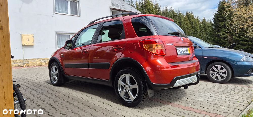 Suzuki SX4 1.9 DDiS DPF 4x4 Club - 6