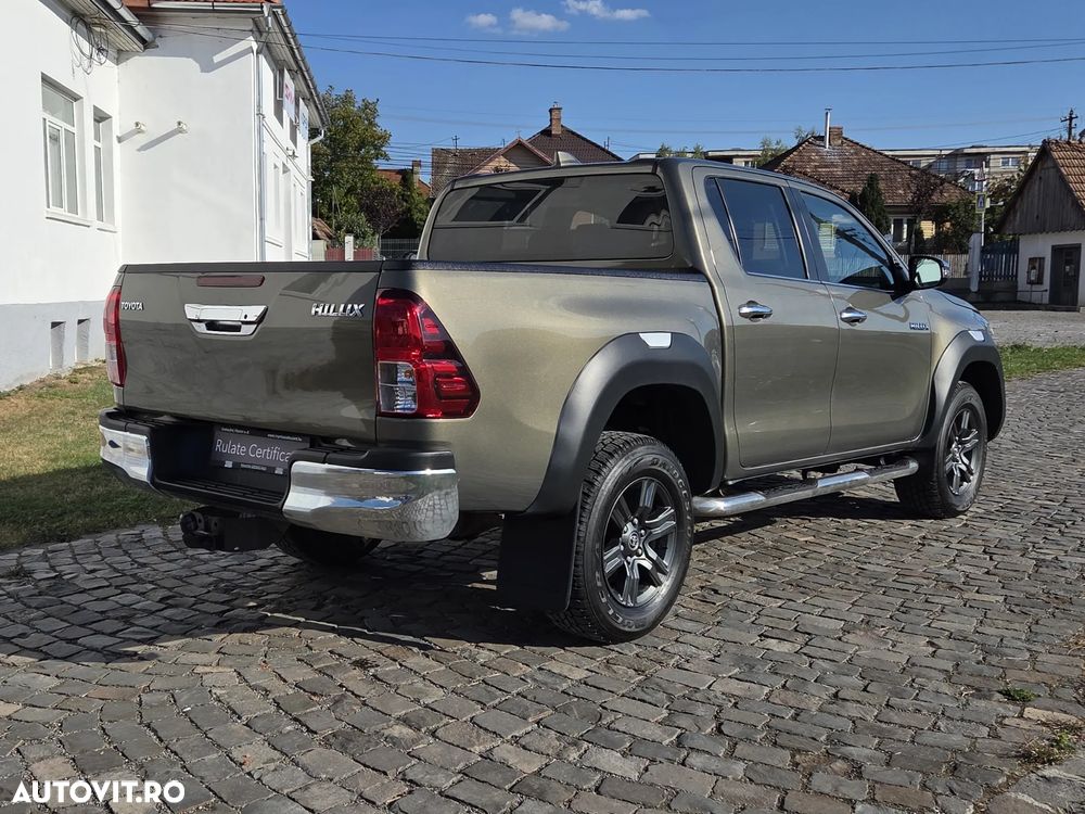 Toyota Hilux - 3
