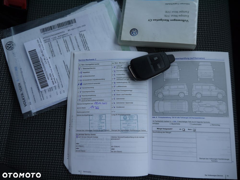 Volkswagen Caravelle - 35