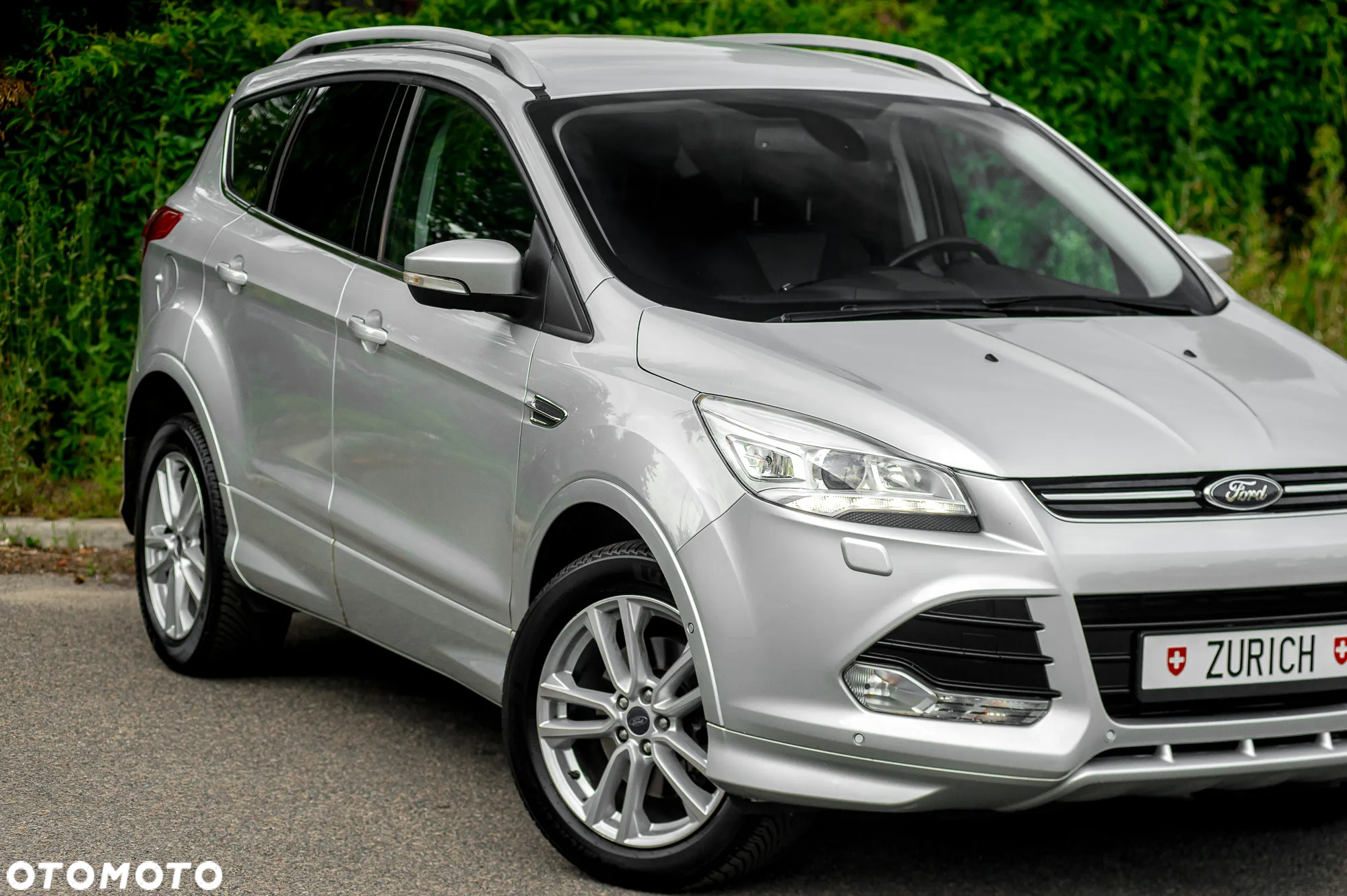 Ford Kuga 2.0 TDCi 4x4 Titanium - 37
