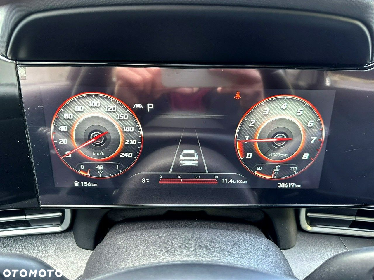 Hyundai Elantra 1.6 Executive CVT - 34