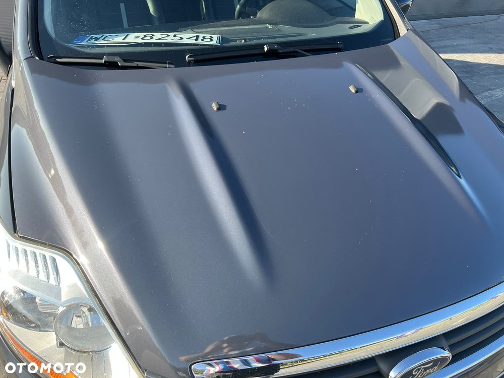 Ford Kuga 2.0 TDCi 4x4 Titanium - 4