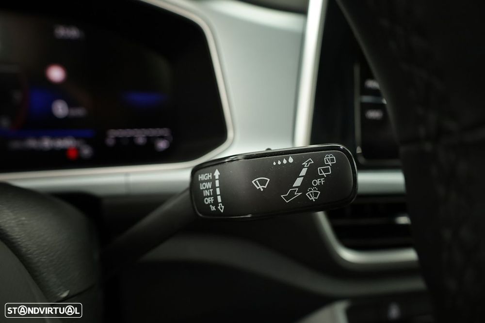 VW T-Roc 1.0 TSI - 18
