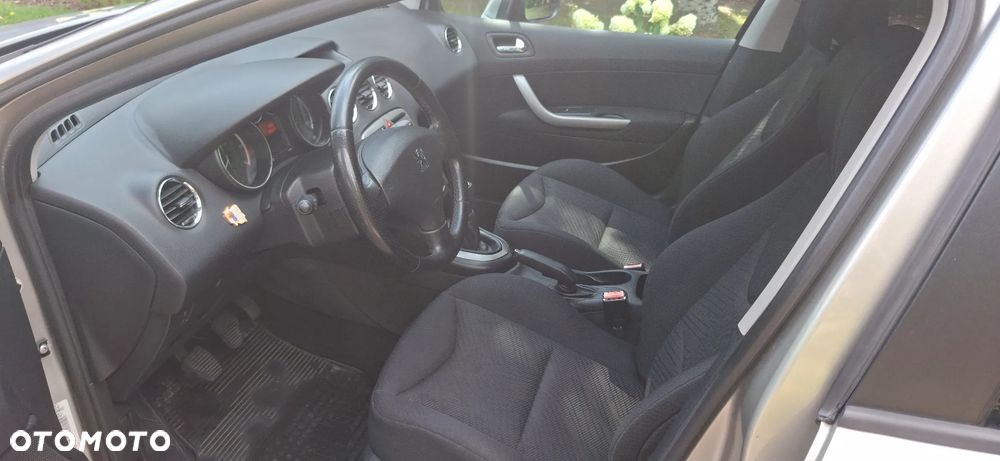 Peugeot 308 1.6 HDi Trendy - 6