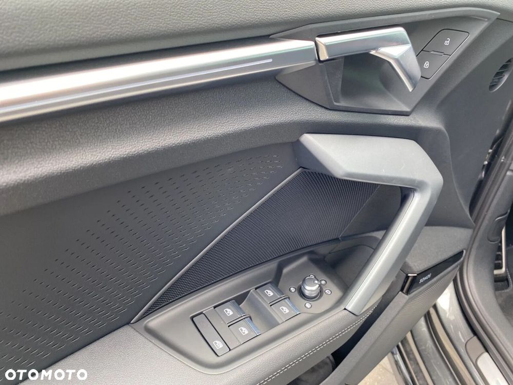 Audi S3 Sportback TFSI Quattro S tronic - 11