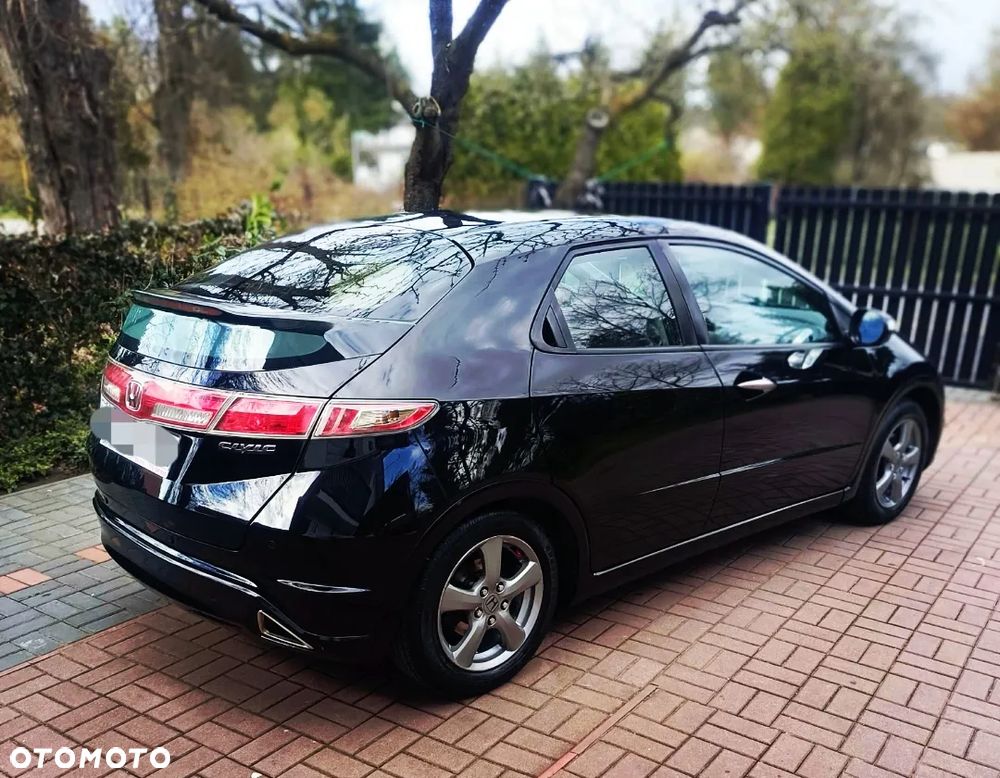 Honda Civic 1.4 i-VTEC Elegance - 8