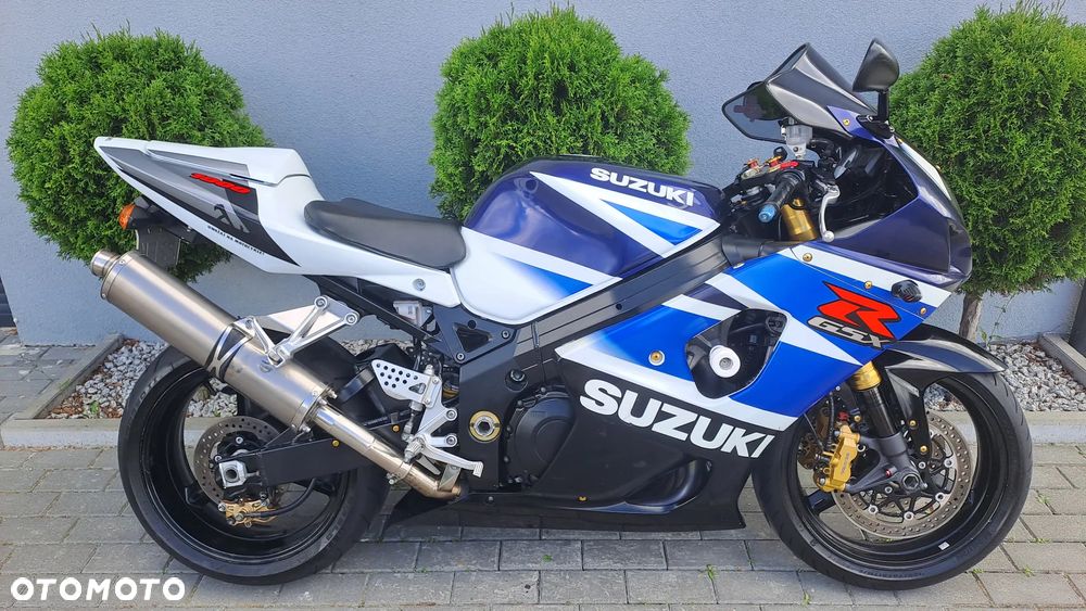 Suzuki GSX-R - 25