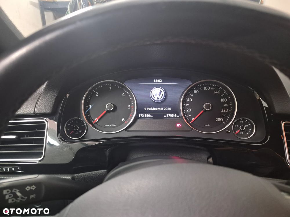 Volkswagen Touareg - 18