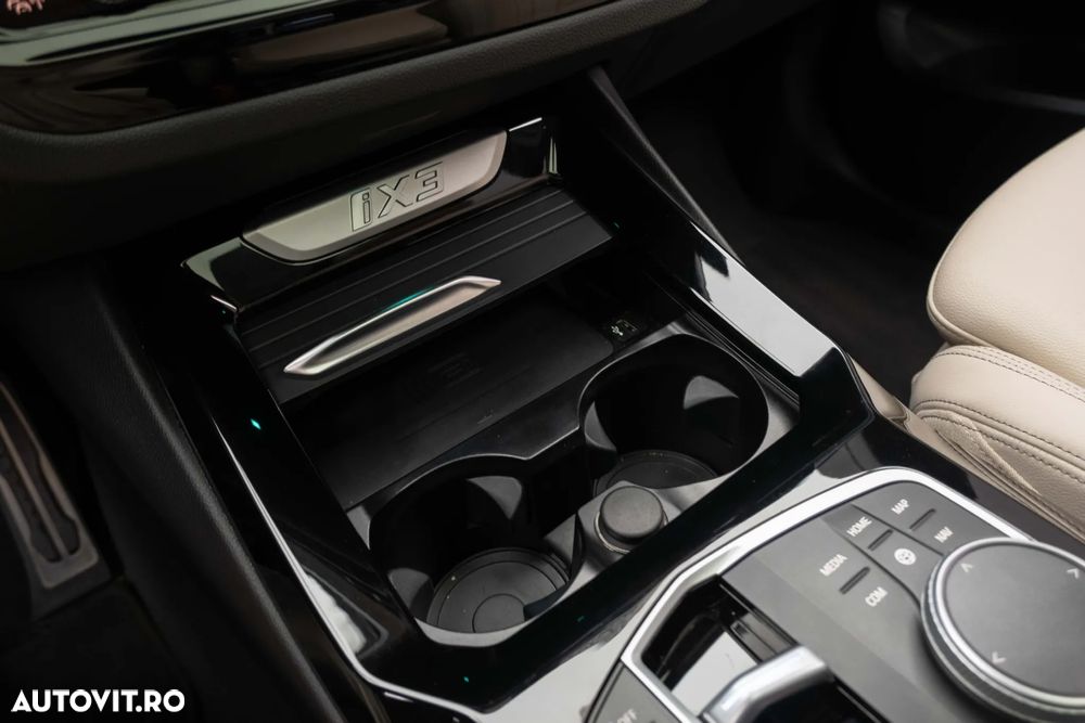 BMW iX3 Impressive - 21